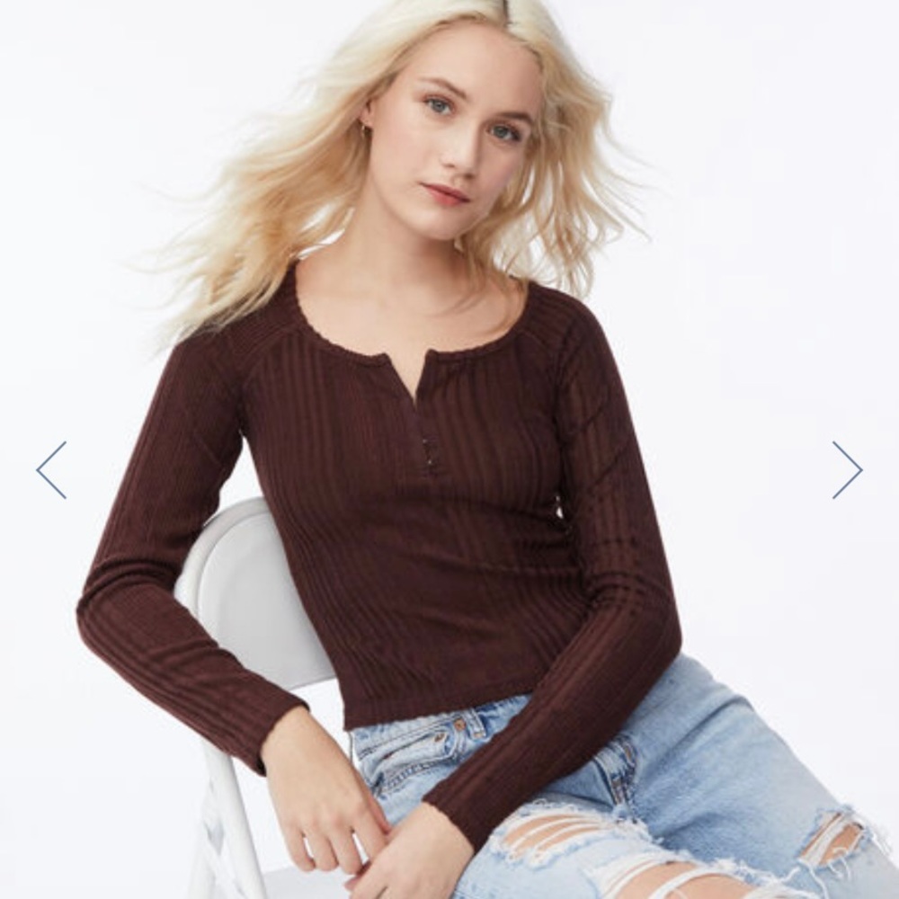 NWT Aeropostale Long Sleeve Shrunken Henley